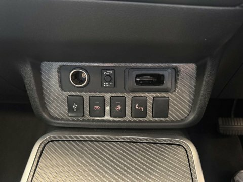 Mitsubishi Outlander Phev 5Hs White #29