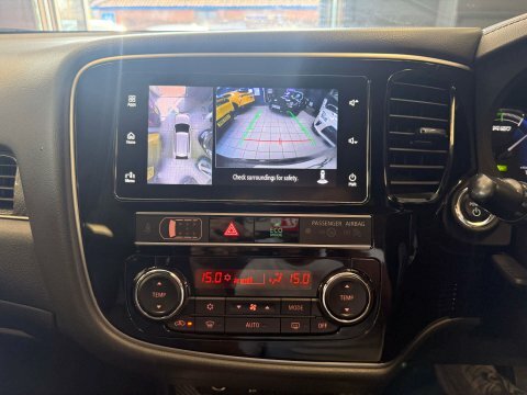 Mitsubishi Outlander Phev 5Hs White #15