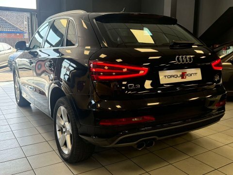 Audi Q3 2.0 Q3 S Black #3