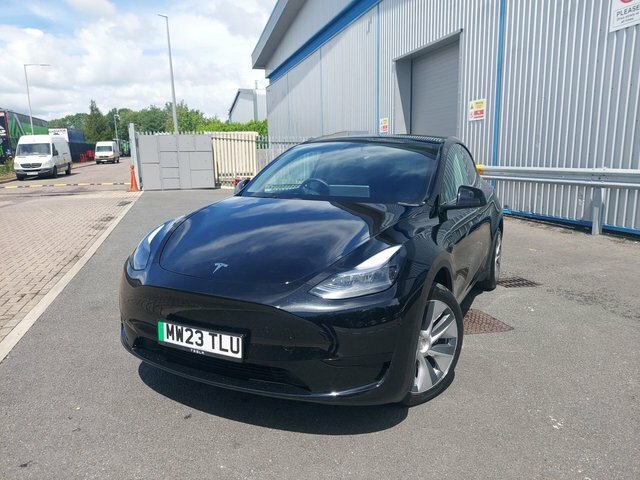 Tesla Model Y Suv Rwd 346 Ps Black