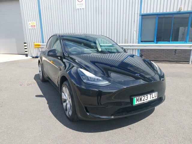 Tesla Model Y Suv Rwd 346 Ps MW23TLU Black #3