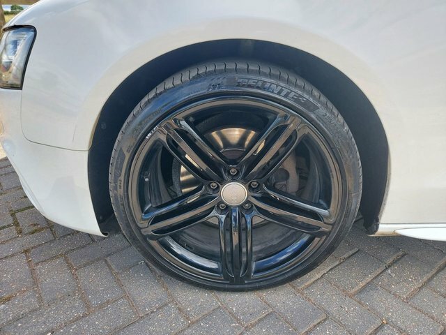 Audi A5 2.0 Se Technik Black 2013 #16