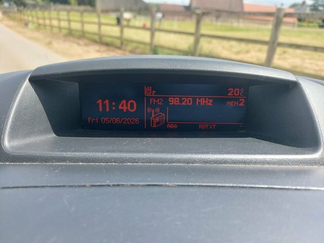 Citroen Berlingo 1.6 850 Enterprise L1 Hdi 89 Bhp White #31
