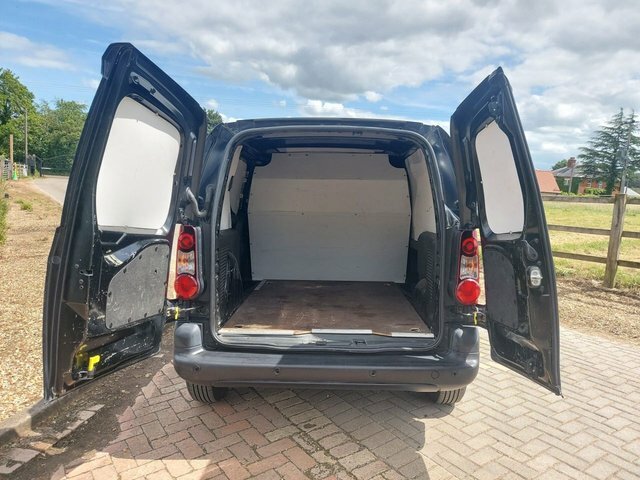 Citroen Berlingo 1.6 850 Enterprise L1 Hdi 89 Bhp White #10
