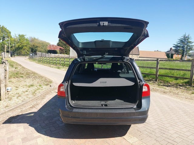 Volvo V70 Se Silver #8