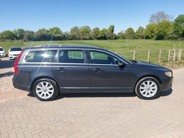 Volvo V70 2.0D Se Estate Euro 4 136 Ps Grey #3