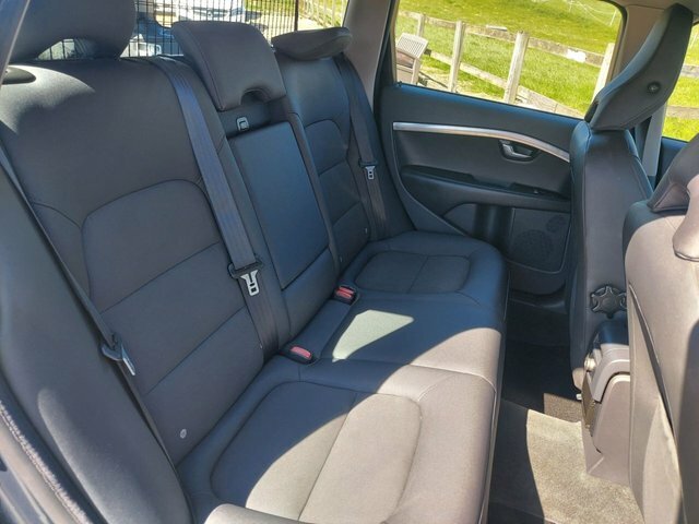 Volvo V70 Se Silver #44