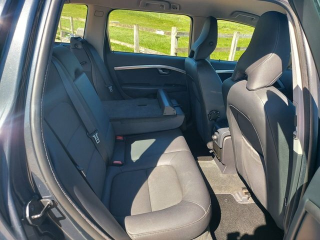 Volvo V70 Se Silver #57
