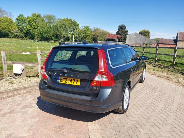 Volvo V70 2.0D Se Estate Euro 4 136 Ps Grey #6