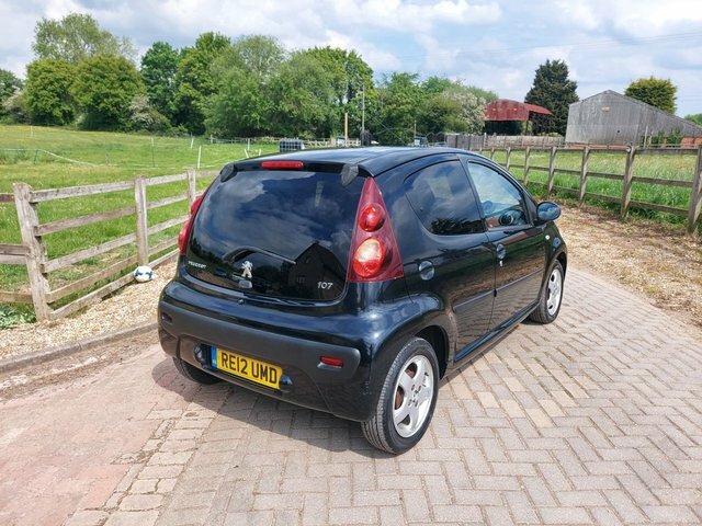 Peugeot 107 1.0 12V Allure Hatchback Euro 5 Black #6