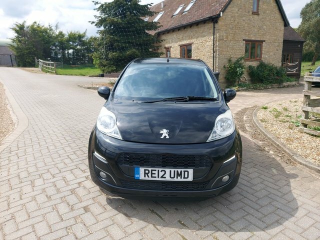 Peugeot 107 1.0 12V Allure Hatchback Euro 5 Black #2