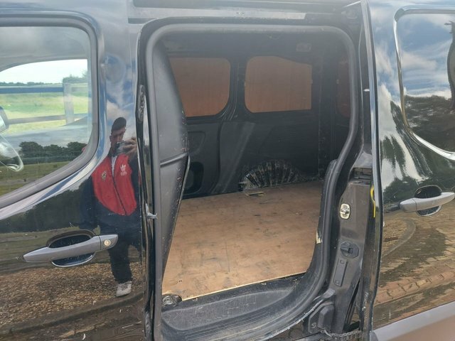 Citroen Berlingo 1.5 Bluehdi 100 Feel M Grey #13