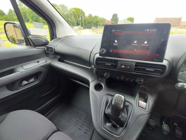 Citroen Berlingo 1.5 Bluehdi 100 Feel M Grey #35