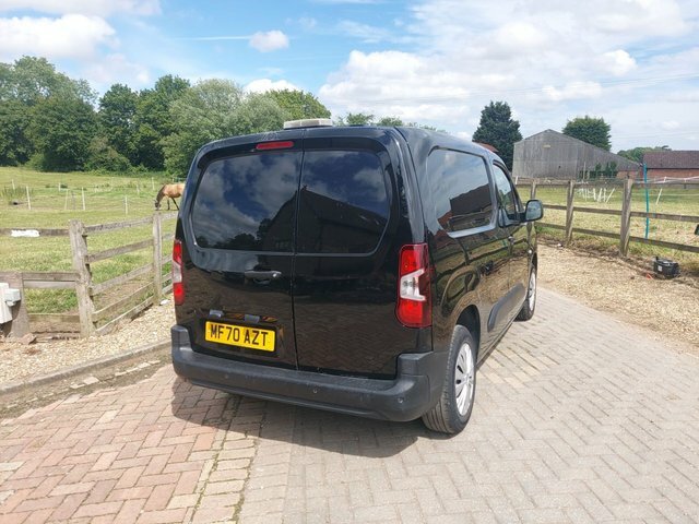 Citroen Berlingo 1.5 Bluehdi 100 Feel M Grey #8