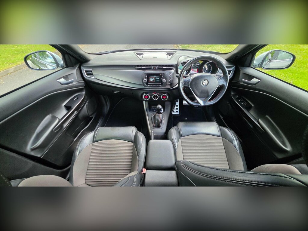 Alfa Romeo Giulietta 1.4 Tb Multiair Exclusive Tct Euro 6 Ss Grey #2