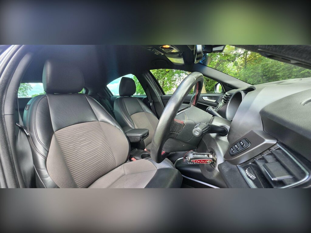 Alfa Romeo Giulietta Hatchback Black #24