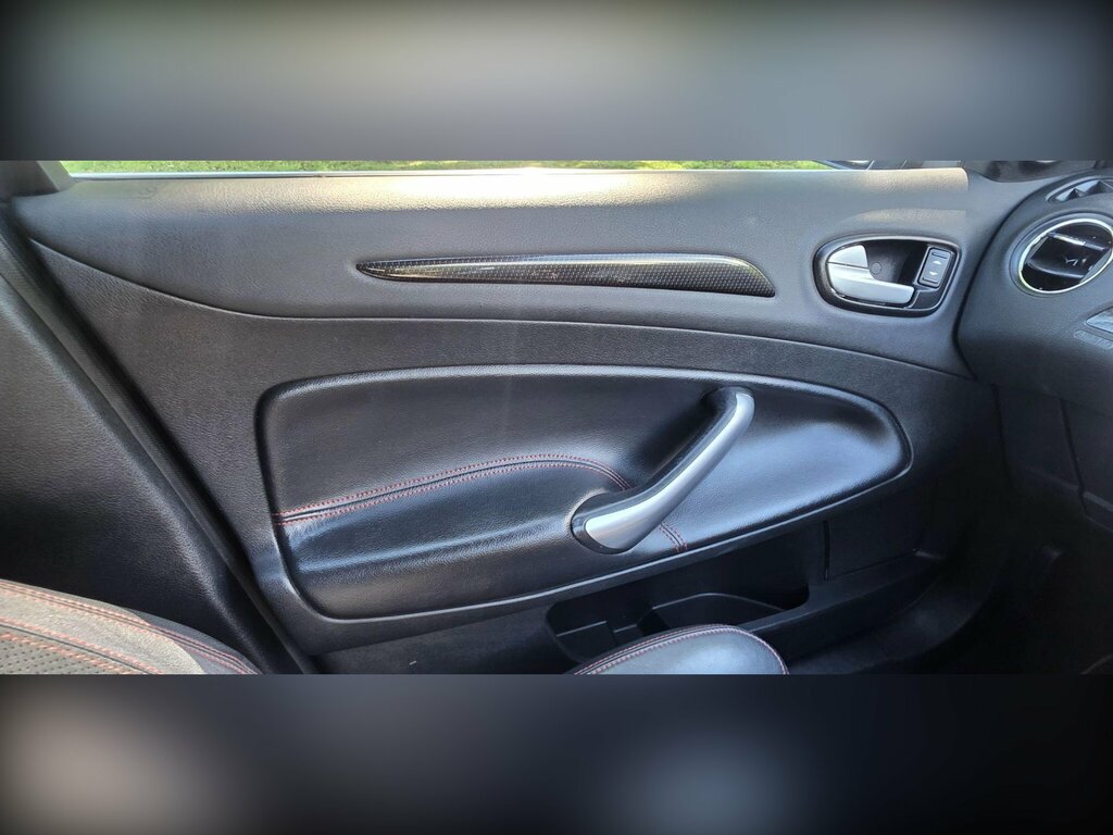 Ford Mondeo 2.0 Edge Hatchback Silver #38