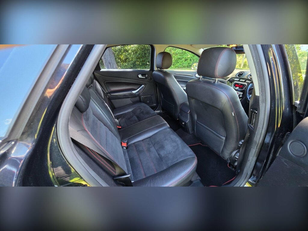 Ford Mondeo 2.0 Edge Hatchback Silver #26
