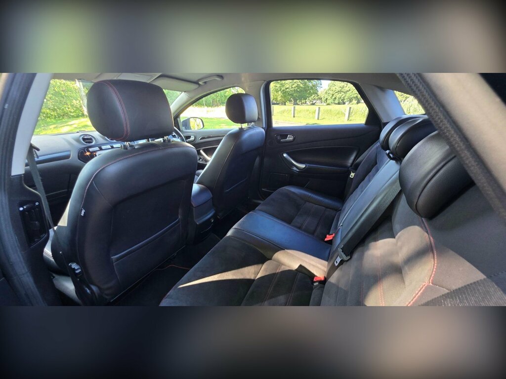 Ford Mondeo 2.0 Edge Hatchback Silver #25