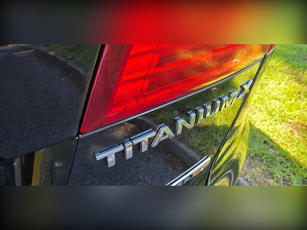 Ford Mondeo 2.0 Edge Hatchback Silver #12