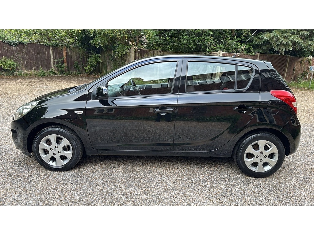 Hyundai I20 1.4 Comfort Hatchback Euro 4 99 Black #5