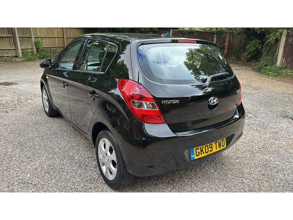Hyundai I20 1.4 Comfort Hatchback Euro 4 99 Black #6