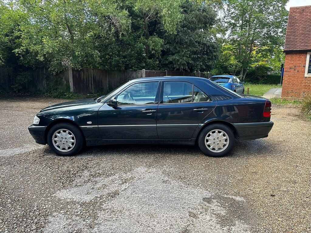 Mercedes-Benz C Class C Class Saloon 0.0 R983PGC Black #3