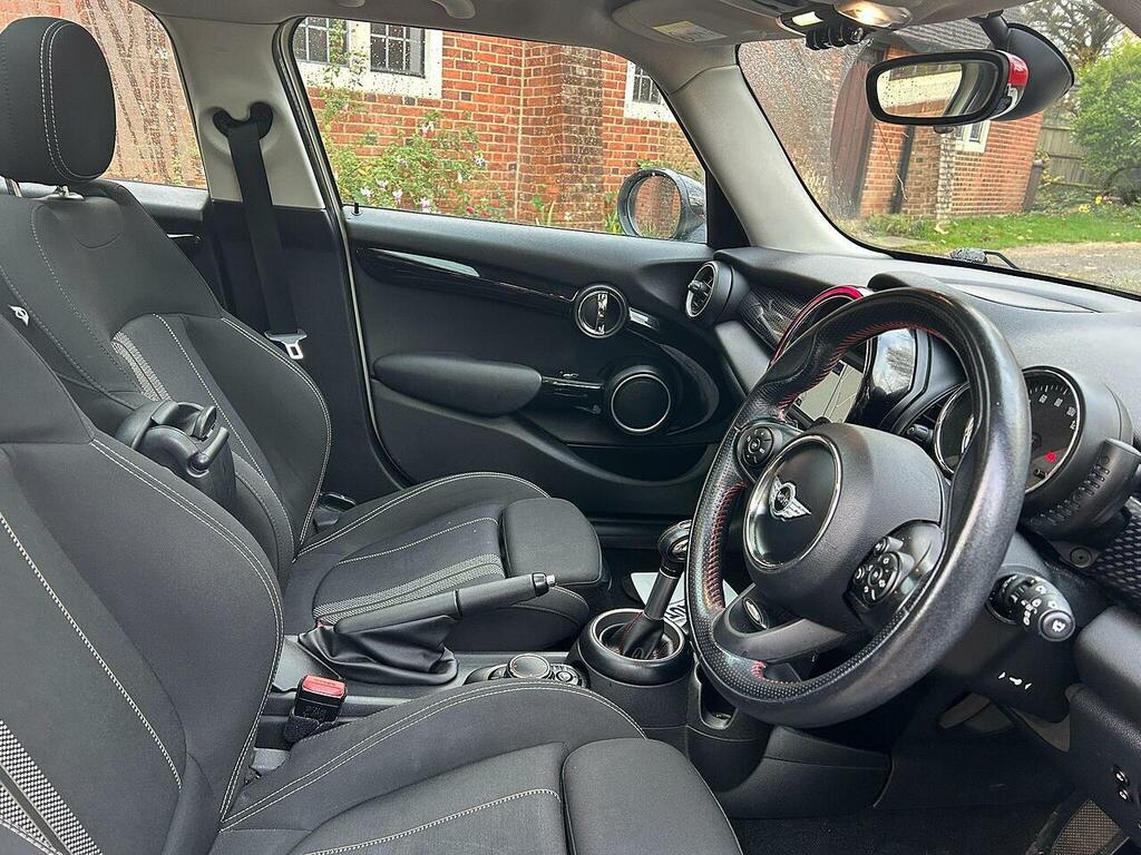 Mini Hatch 2.0 Cooper Sd Hatchback 6Spd Euro White #2