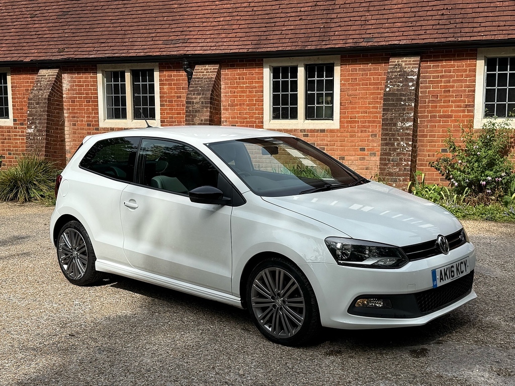 Volkswagen Polo 1.4 Tsi Bluemotion Tech Act Bluegt Hatchback P White #2