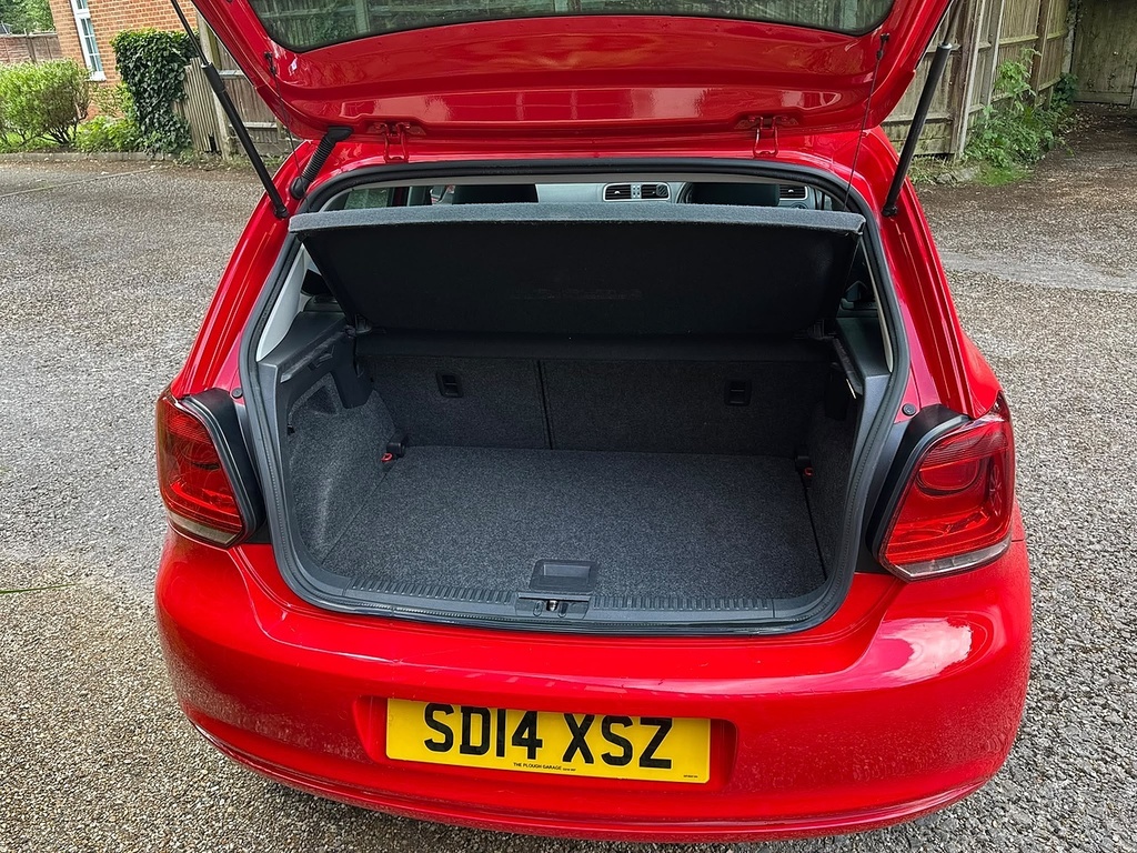 Volkswagen Polo 1.2 Match Edition Hatchback Euro Red #6
