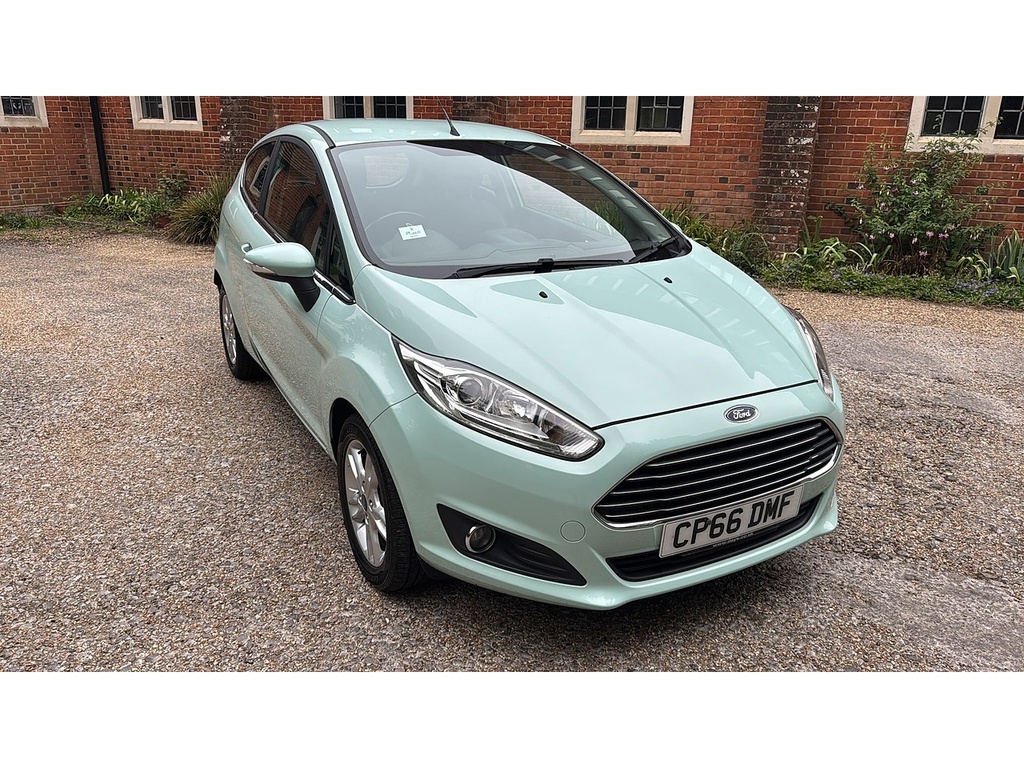 Ford Fiesta 1.25 Zetec Hatchback Euro 6 82 CP66DMF Green #4