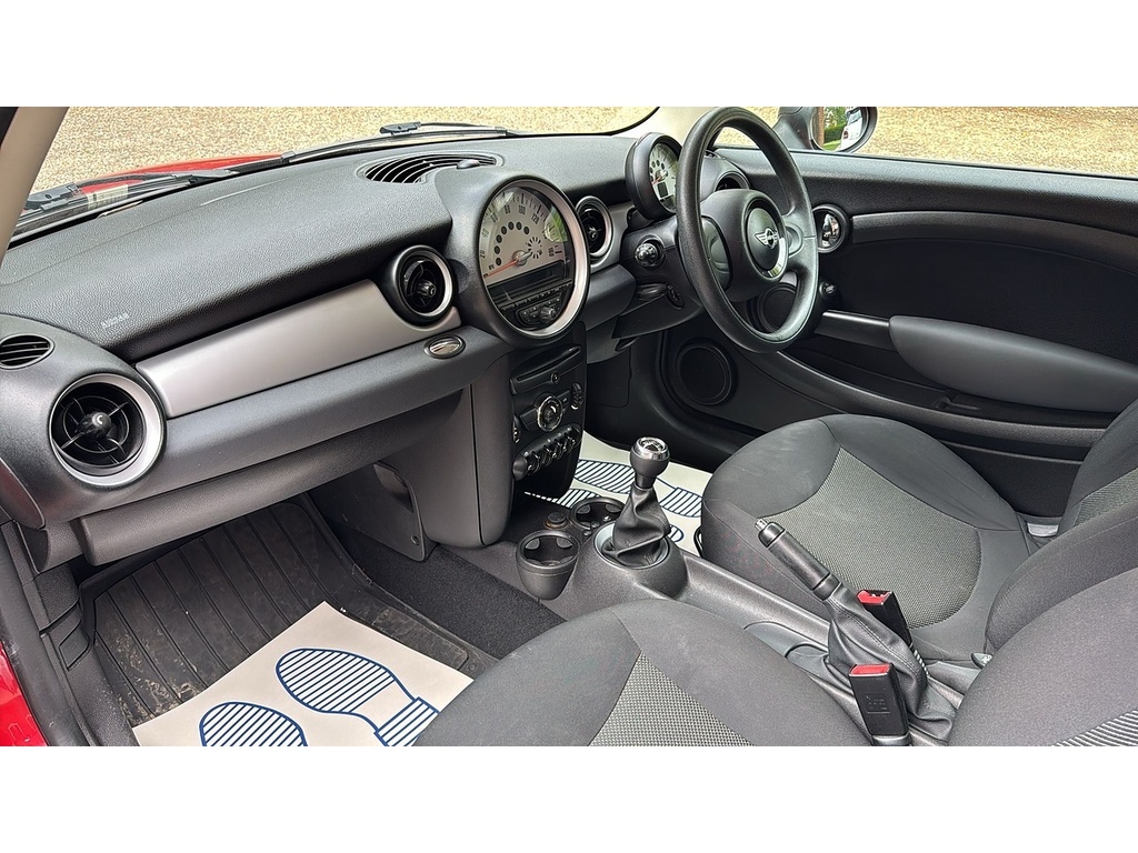 Mini Hatch 1.6 Cooper 122 Bhp White #9