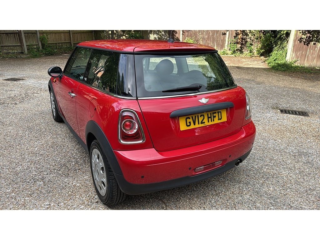 Mini Hatch 1.6 First Hatchback Euro 5 75 P Red #4