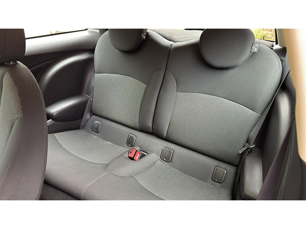 Mini Hatch 1.6 Cooper 122 Bhp White #8