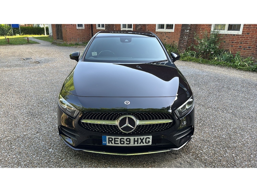 Mercedes-Benz A Class 1.5 A180d Amg Line 7G-dct Euro 6 Ss RE69HXG Black #3
