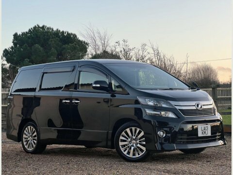 Toyota Vellfire Hatchback  #3