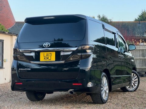 Toyota Vellfire Hatchback  #4