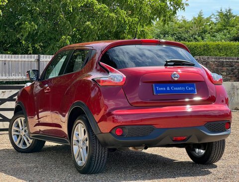 Nissan Juke 1.6 Acenta Premium Red #6