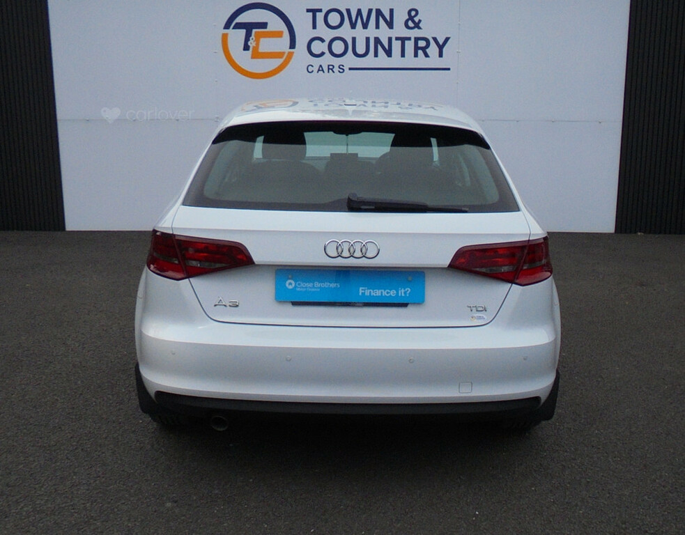 Audi A3 Sportback Se Tdi #4