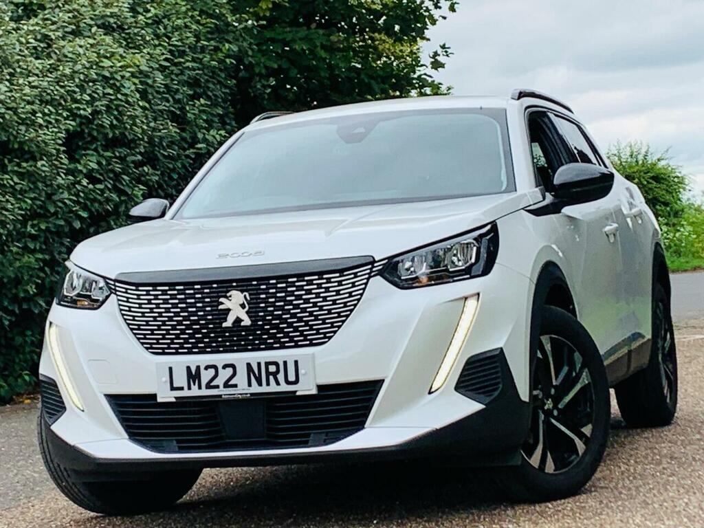 Peugeot 2008 1.2 Puretech Allure Premium Eat Euro 6 Ss LM22NRU White #4