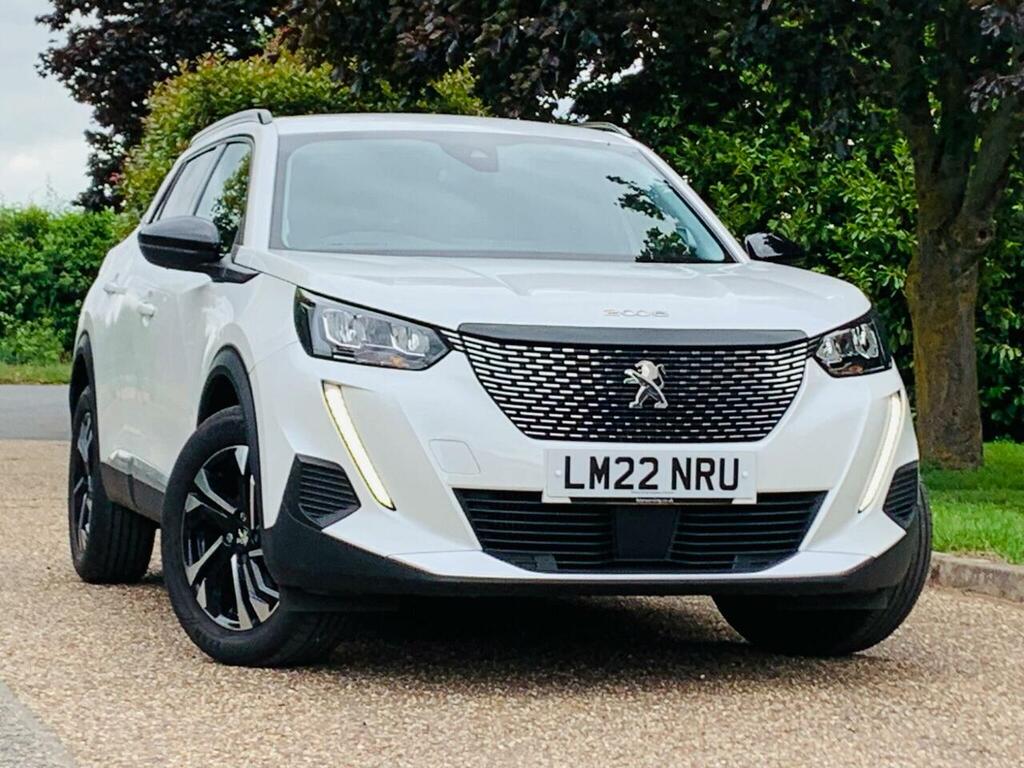 Peugeot 2008 1.2 Puretech Allure Premium Eat Euro 6 Ss LM22NRU White #2