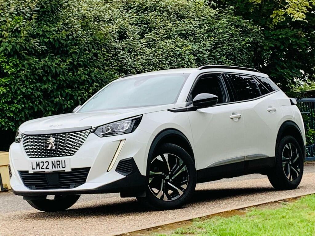 Peugeot 2008 1.2 Puretech Allure Premium Eat Euro 6 Ss LM22NRU White #3