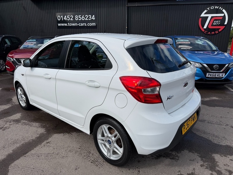 Ford KA+ Ka Zetec Black #23