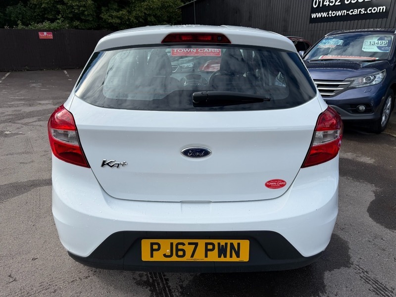 Ford KA+ Ka Zetec Black #22