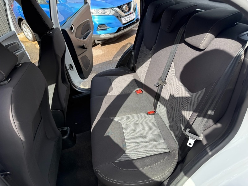Ford KA+ Ka Zetec Black #16