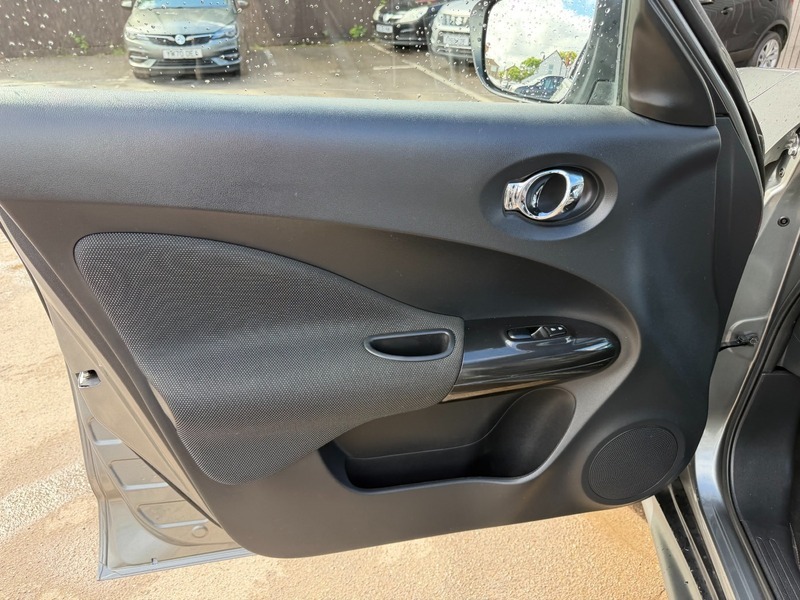 Nissan Juke 1.2 N-connecta Dig-t Yellow #20
