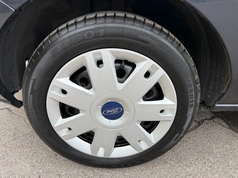 Ford Fusion Orange #21