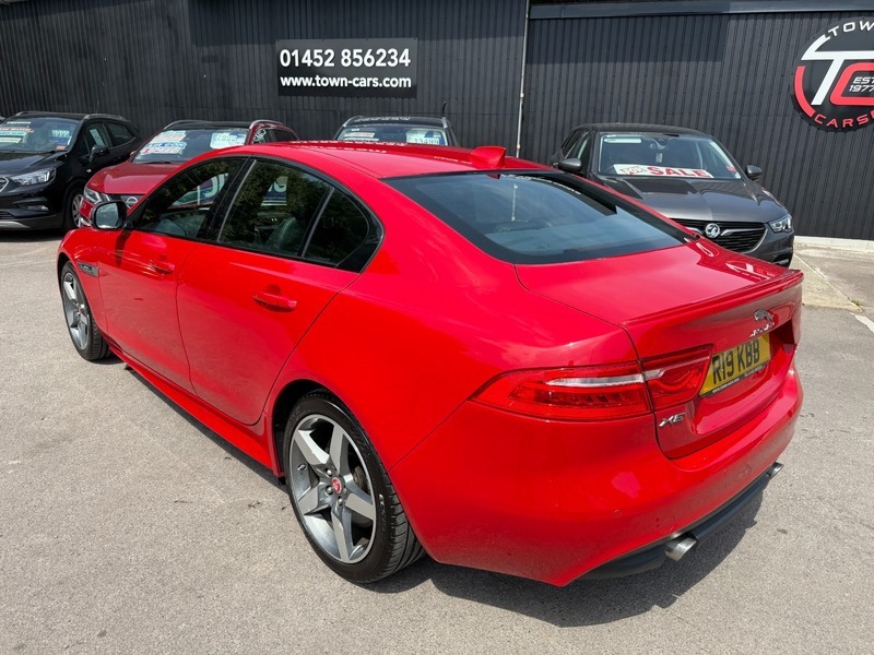 Jaguar XE R-sport Red #4