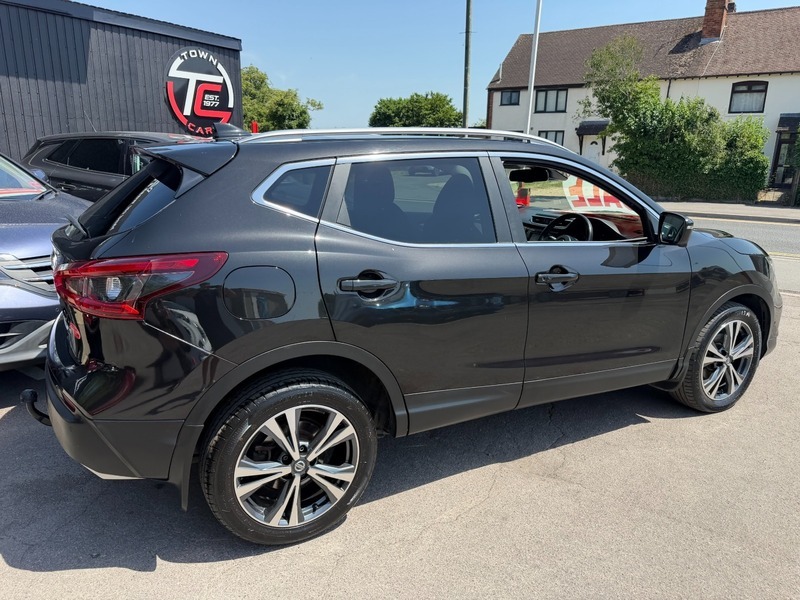 Nissan Qashqai Dci N-connecta-6 Speed 69322 Black #2
