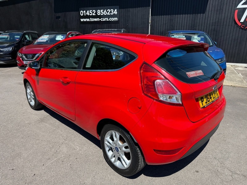 Ford Fiesta Zetec Red #4